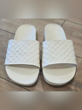Vans x Karina Rozunko Decon Slide Sandals Women’s 8 Buttercream